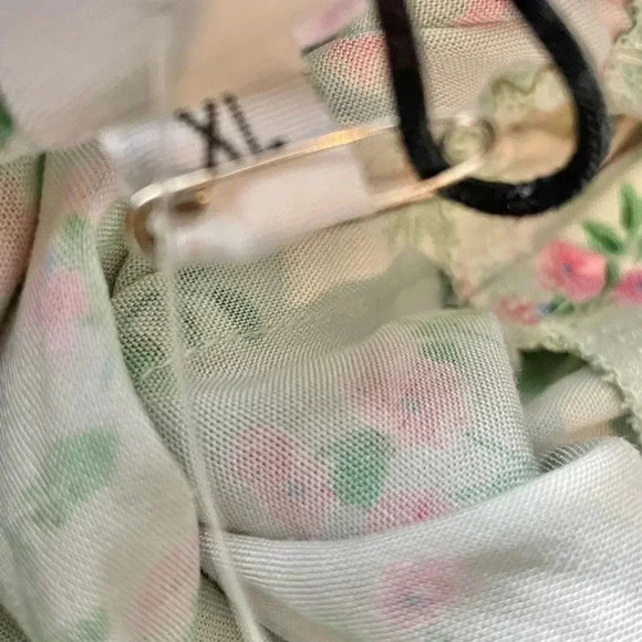 Sokie Collective Size XL The Summer Flutter Dress Green Floral Tiered NEW $189 - Picture 6 of 8